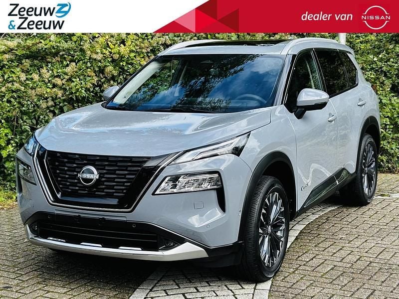 Onbekend Gebruikt 2024 Nissan X-Trail Tekna SUV | € 57.875 - Afbeelding 1/4