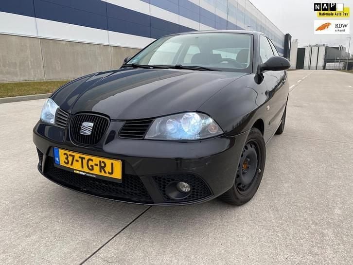 Zwart (metallic) Occasion 2006 Seat Ibiza Hatchback | € 899 - Afbeelding 1/4