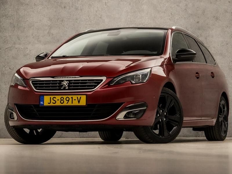 Rood Gebruikt 2016 Peugeot 308 GT-line Stationwagen | € 10.445 (Goede deal) - Afbeelding 1/4