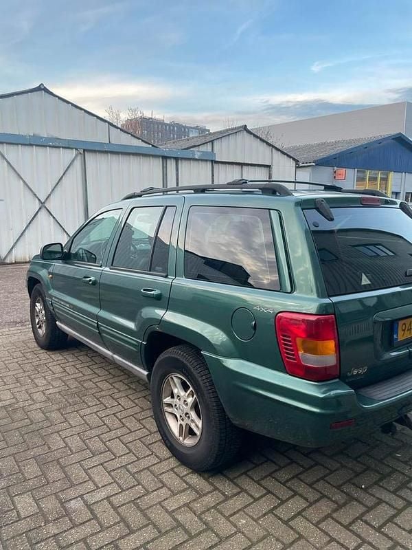 Gebruikt 2000 Jeep Grand Cherokee Limited SUV | € 3.650 - Afbeelding 1/4