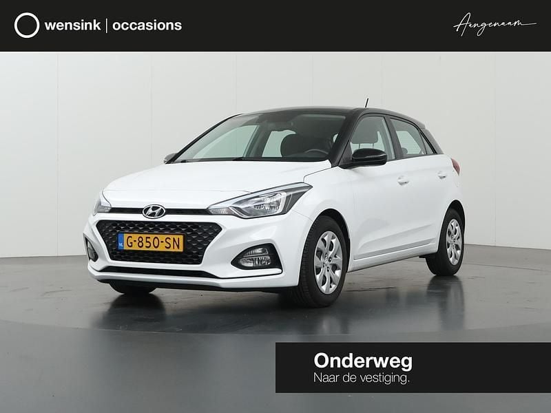 Wit Gebruikt 2019 Hyundai i20 Comfort Hatchback | € 13.330 (Eerlijke prijs) - Afbeelding 1/4