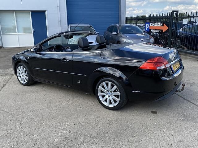 Occasion Ford Focus Titanium 146 PK (107 kW) 2008 Zwart Cabriolet