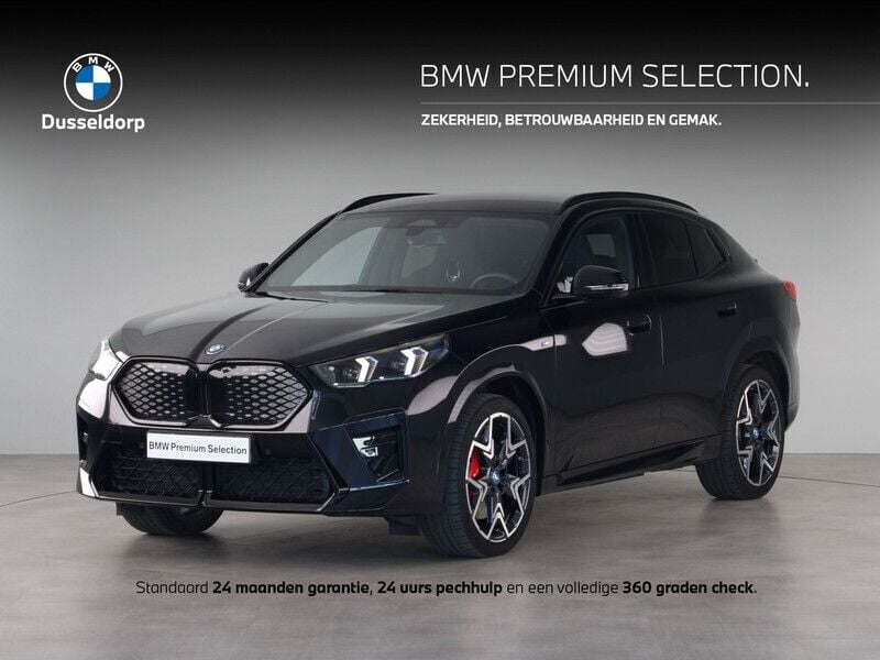 Zwart Gebruikt 2024 BMW iX2 M Sport SUV | € 42.950 (Super prijs) - Afbeelding 1/4