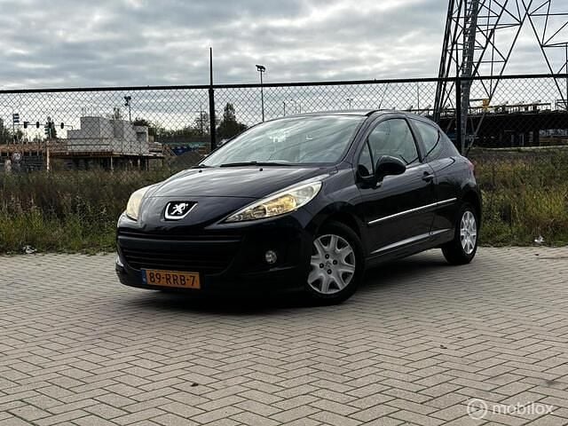 Zwart Gebruikt 2011 Peugeot 207 Access Hatchback | € 3.950 (Goede deal) - Afbeelding 1/4