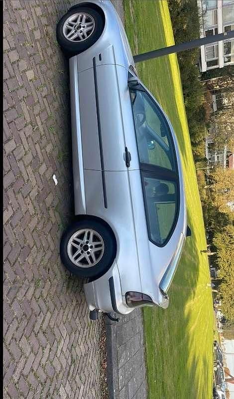 Grijs Gebruikt 2004 BMW 316 Compact Hatchback | € 1.300 (Super prijs) - Afbeelding 1/4