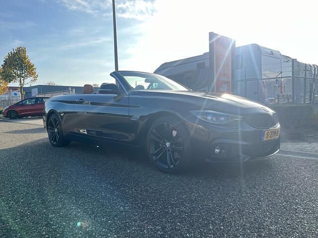 Zwart Gebruikt 2017 BMW 430 Cabriolet Executive Cabriolet | € 21.950 (Goede deal) - Afbeelding 1/4
