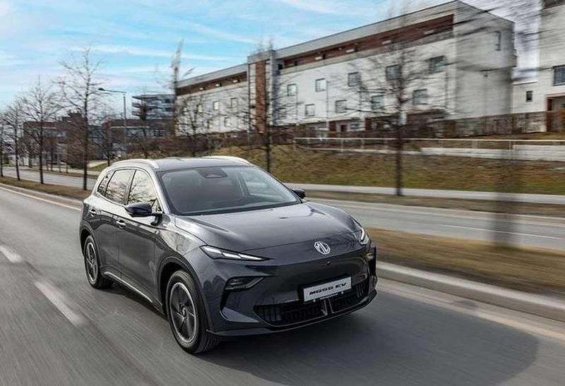 Grijs Nieuw 2025 MG MGS5 EV Luxury SUV | € 37.950 (Eerlijke prijs) - Afbeelding 1/3