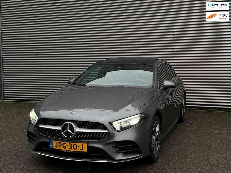 Occasion Mercedes A250 AMG line 218 PK (160 kW) 2022 Grijs Hatchback