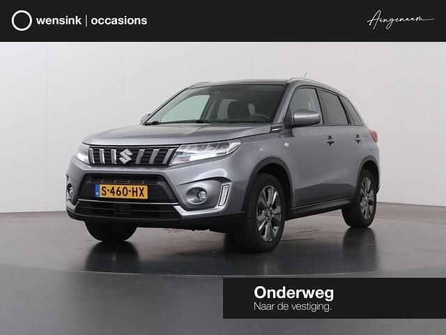 Grijs Gebruikt 2022 Suzuki Vitara SUV | € 24.835 (Eerlijke prijs) - Afbeelding 1/4