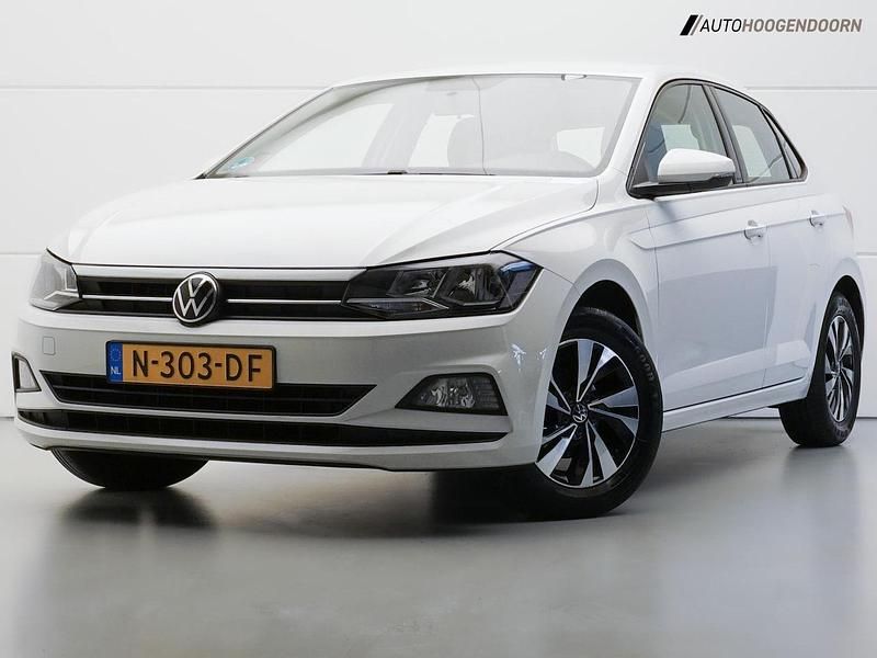 Wit Gebruikt 2021 VW Polo Comfortline Hatchback | € 11.745 (Super prijs) - Afbeelding 1/4