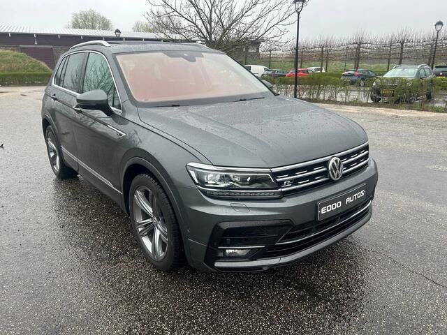 Grijs Gebruikt 2018 VW Tiguan Highline SUV | € 23.945 (Eerlijke prijs) - Afbeelding 1/4