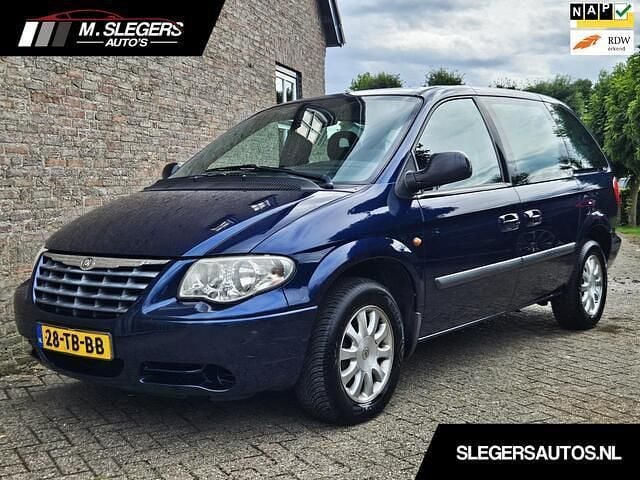 Blauw Gebruikt 2006 Chrysler Voyager MPV | € 2.950 (Iets duurder) - Afbeelding 1/4