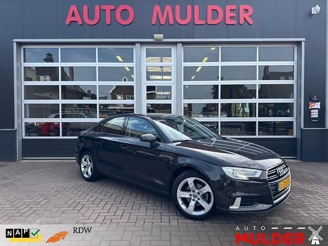 Bruin Gebruikt 2017 Audi A3 Design Sedan | € 10.950 (Eerlijke prijs) - Afbeelding 1/3