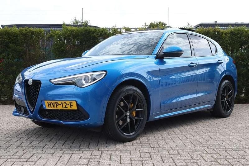 Blauw Occasion 2021 Alfa Romeo Stelvio Veloce SUV | € 39.900 (Super prijs) - Afbeelding 1/4