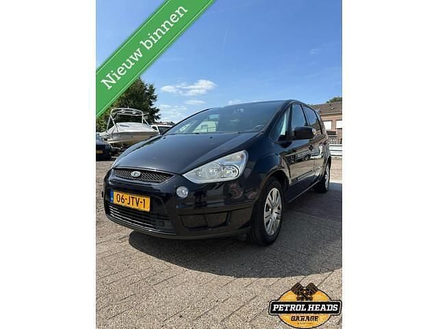 Zwart Gebruikt 2009 Ford S-MAX S MPV | € 3.490 (Eerlijke prijs) - Afbeelding 1/4