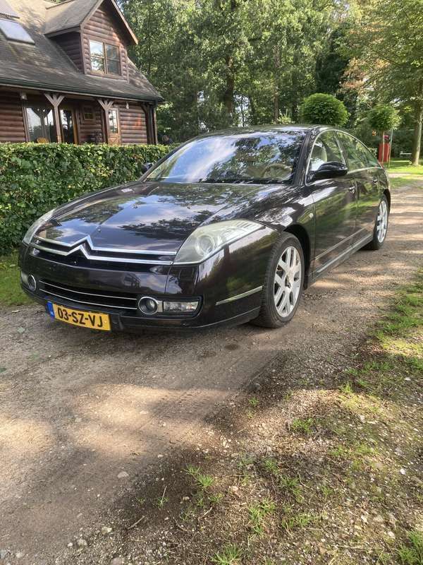 Rood Gebruikt 2006 Citroën C6 Exclusive Sedan | € 6.950 (Super prijs) - Afbeelding 1/4