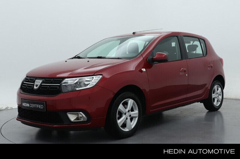 Rood Gebruikt 2019 Dacia Sandero Lauréate Hatchback | € 9.445 (Eerlijke prijs) - Afbeelding 1/4