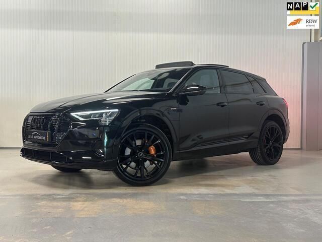 Grijs, metallic lak Gebruikt 2019 Audi e-tron Advanced Plus SUV | € 33.500 (Iets duurder) - Afbeelding 1/4