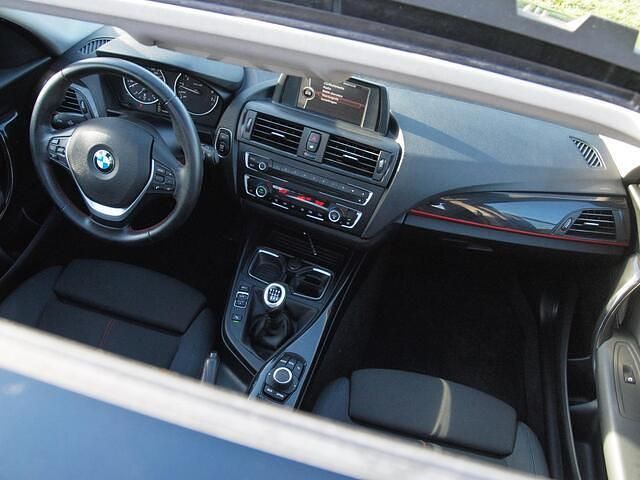 Occasion BMW 118 Basis 170 PK (125 kW) 2012 Zwart Hatchback