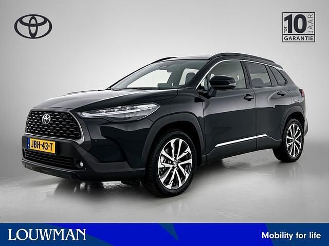 Zwart metallic Gebruikt 2025 Toyota Corolla Cross Style SUV | € 38.445 (Eerlijke prijs) - Afbeelding 1/4