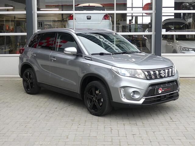 Occasion Suzuki Vitara 140 PK (102 kW) 2019 Grijs SUV
