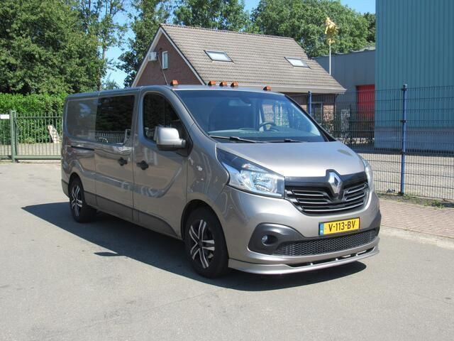 Overige Occasion 2016 Renault Trafic Luxe MPV | € 13.950 - Afbeelding 1/4