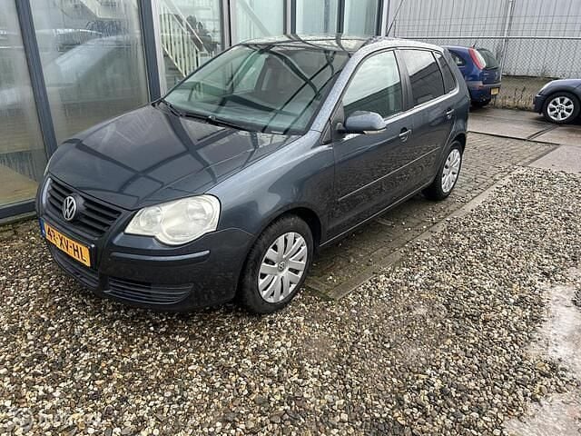Blauw Occasion 2007 VW Polo Hatchback | € 2.100 (Goede deal) - Afbeelding 1/4