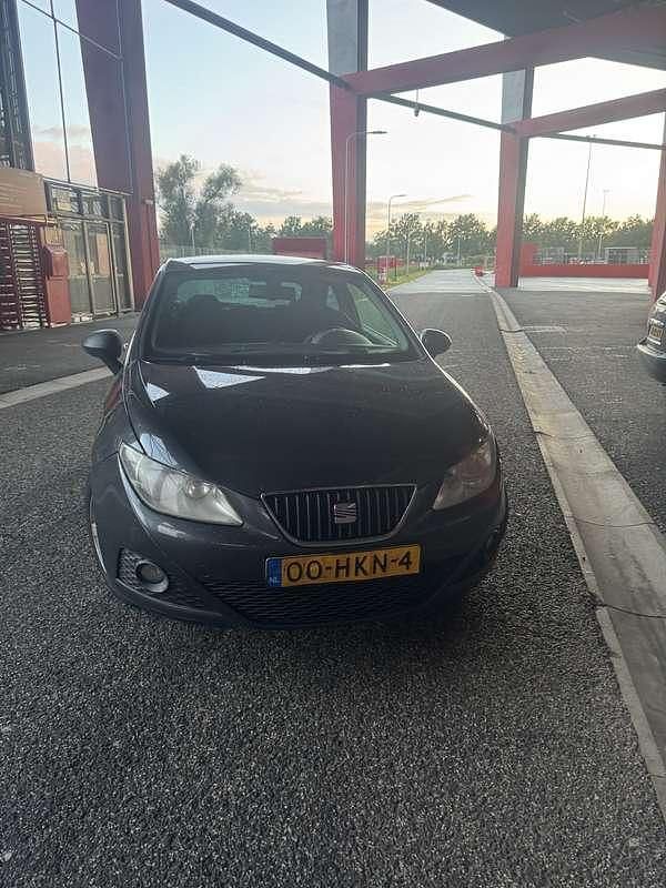 Grijs Gebruikt 2009 Seat Ibiza Sport MPV | € 900 - Afbeelding 1/4
