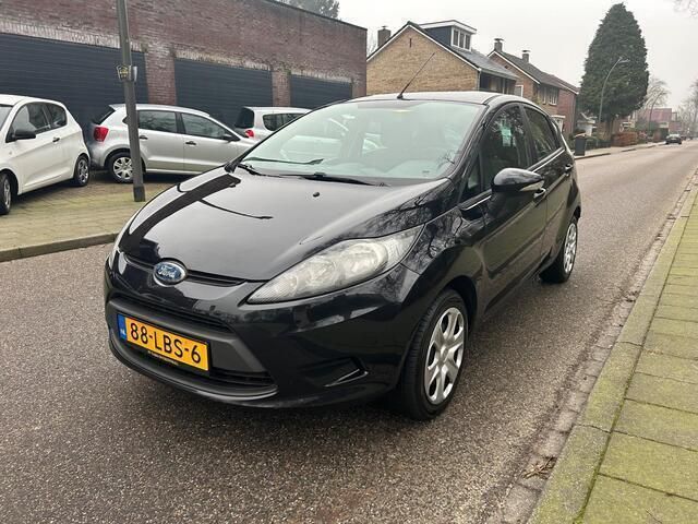 Zwart Gebruikt 2010 Ford Fiesta Limited Hatchback | € 2.999 (Eerlijke prijs) - Afbeelding 1/4