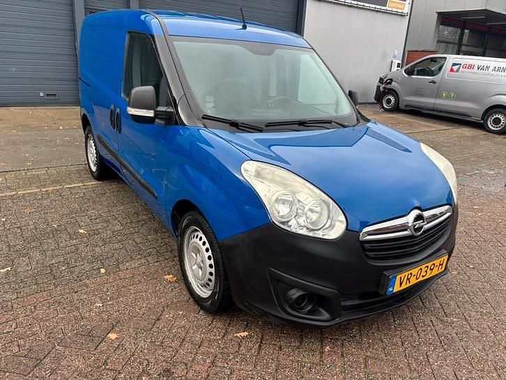 Occasion 2015 Opel Combo MPV | € 3.750 (Eerlijke prijs) - Afbeelding 1/4
