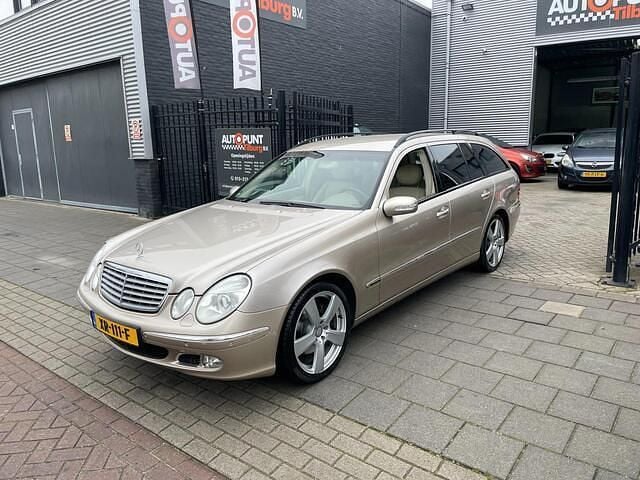Occasion Mercedes 320 Avantgarde 223 PK (164 kW) 2004 Bruin Stationwagen