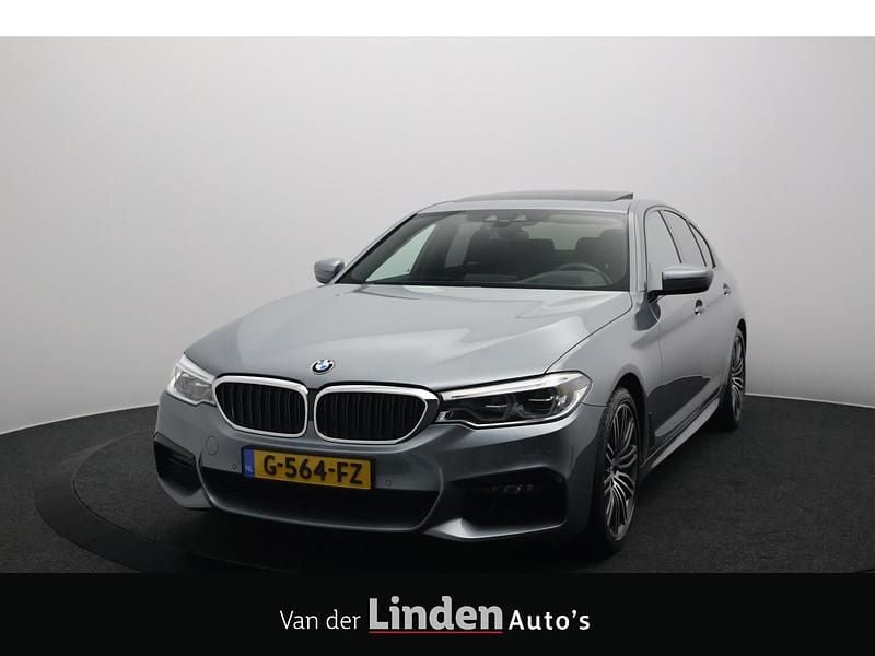 Grijs Gebruikt 2019 BMW 530 Executive Sedan | € 35.845 (Eerlijke prijs) - Afbeelding 1/4