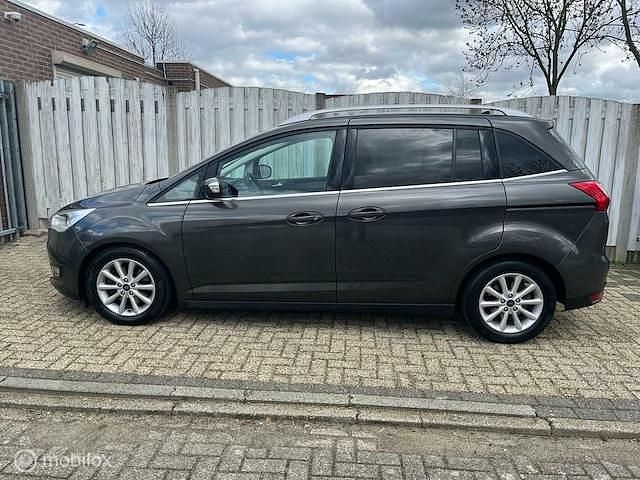 Occasion Ford Grand C-Max Titanium 2017 Grijs (metallic) MPV