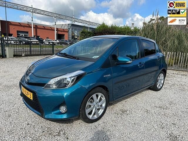 Groen Gebruikt 2012 Toyota Yaris Hatchback | € 10.750 (Goede deal) - Afbeelding 1/4