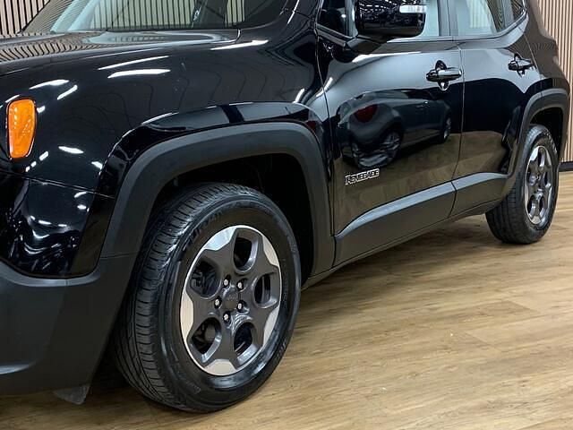 Occasion Jeep Renegade Limited 136 PK (100 kW) 2018 Zwart SUV