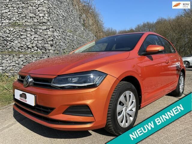 Oranje Gebruikt 2020 VW Polo Comfortline Hatchback | € 14.750 (Goede deal) - Afbeelding 1/4