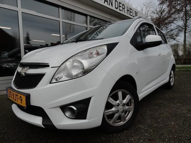 Occasion Chevrolet Spark LT 68 PK (50 kW) 2012 Wit Hatchback