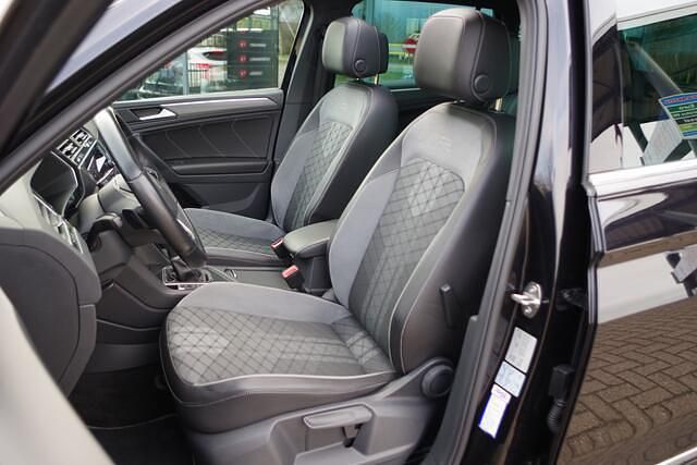 Occasion VW Tiguan R-line 245 PK (180 kW) 2022 Zwart (parellak) SUV