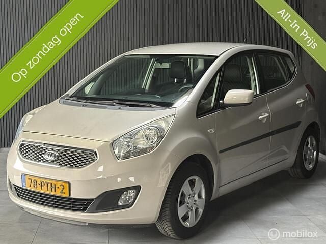 Grijs Gebruikt 2011 Kia Venga Hatchback | € 5.499 (Eerlijke prijs) - Afbeelding 1/4