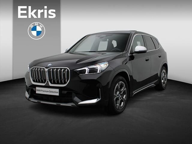 Zwart Gebruikt 2023 BMW iX1 xLine SUV | € 39.950 (Eerlijke prijs) - Afbeelding 1/4