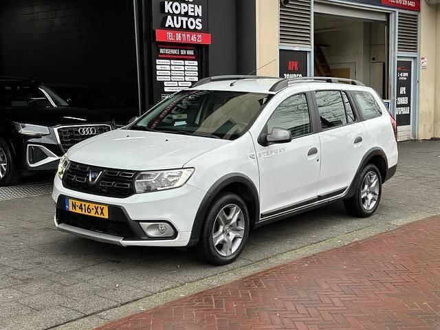 Wit Gebruikt 2018 Dacia Logan MCV Stepway MPV | € 7.950 (Eerlijke prijs) - Afbeelding 1/4