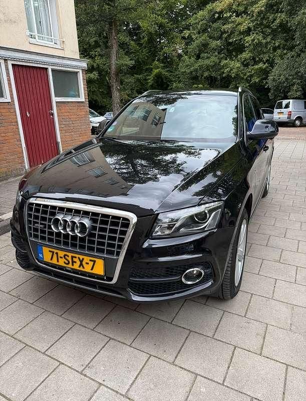 Zwart Gebruikt 2011 Audi Q5 SUV | € 12.000 (Eerlijke prijs) - Afbeelding 1/4