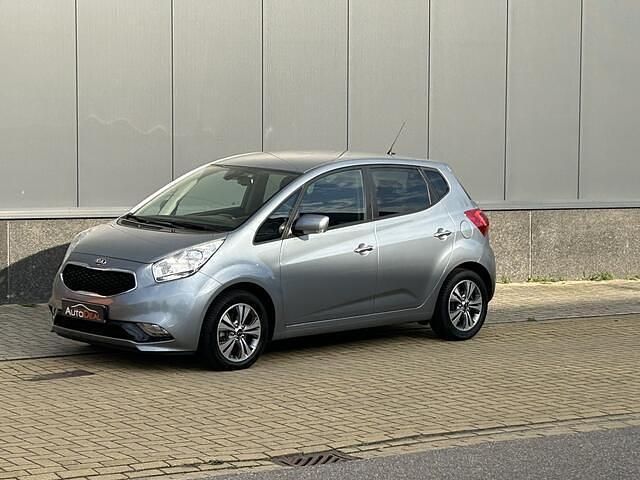 Grijs Gebruikt 2019 Kia Venga Hatchback | € 16.400 (Eerlijke prijs) - Afbeelding 1/4