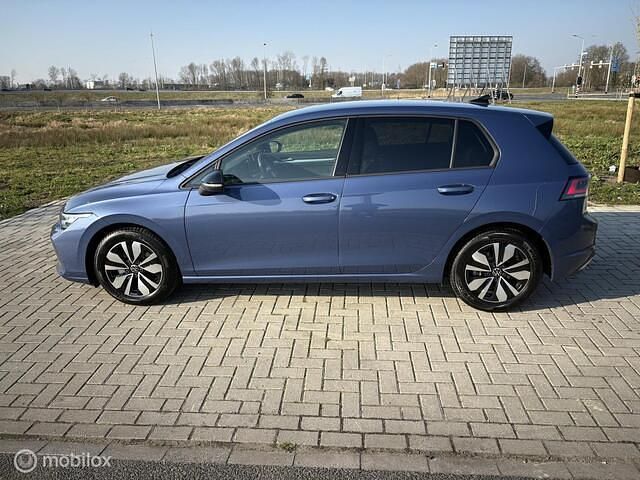 Occasion VW Golf VIII Goal 150 PK (110 kW) 2025 Blauw Hatchback