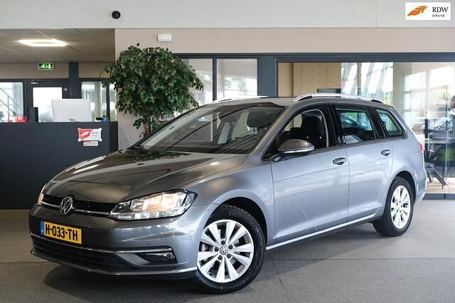 Grijs Gebruikt 2017 VW Golf VII Comfortline Stationwagen | € 9.950 (Eerlijke prijs) - Afbeelding 1/4