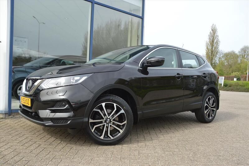 Zwart Gebruikt 2021 Nissan Qashqai Visia SUV | € 22.645 (Eerlijke prijs) - Afbeelding 1/4