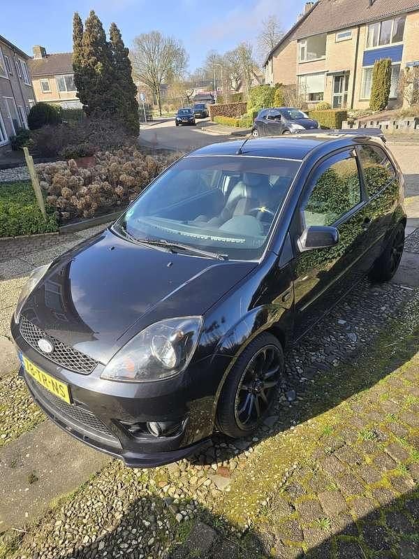 Occasion Ford Fiesta Ultimate 101 PK (74 kW) 2007 Zwart Hatchback