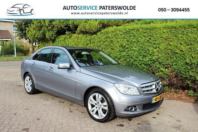 Grijs Gebruikt 2010 Mercedes C180 Avantgarde Sedan | € 4.950 (Eerlijke prijs) - Afbeelding 1/4