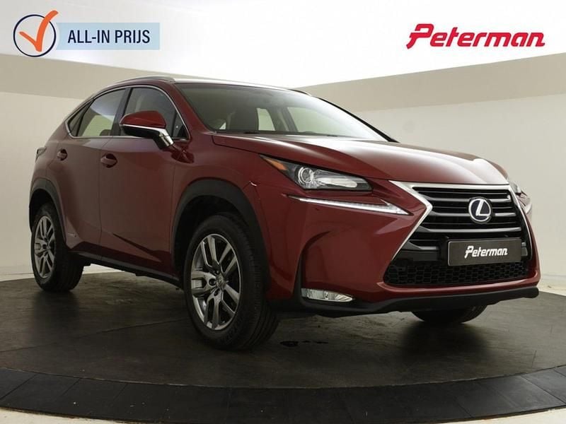 Rood Occasion 2017 Lexus NX300h SUV | € 23.699 (Super prijs) - Afbeelding 1/4