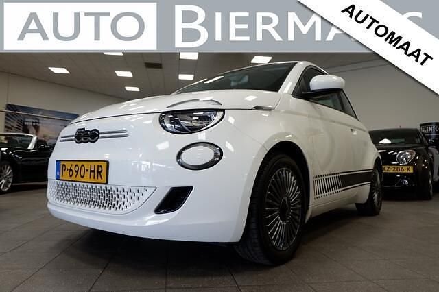 Wit Gebruikt 2022 Fiat 500e Icon Hatchback | € 16.750 (Goede deal) - Afbeelding 1/4